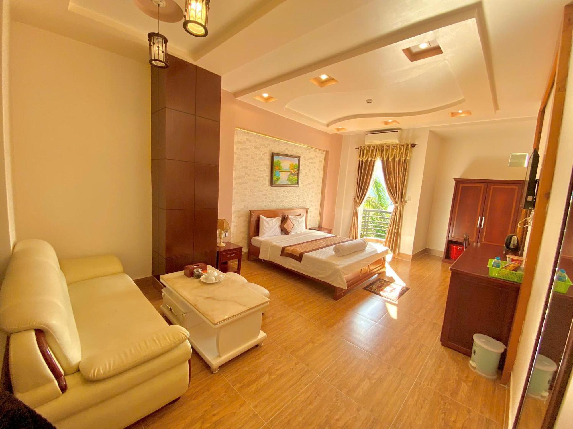 Phuc Hung 2 Hotel 락자 외부 사진