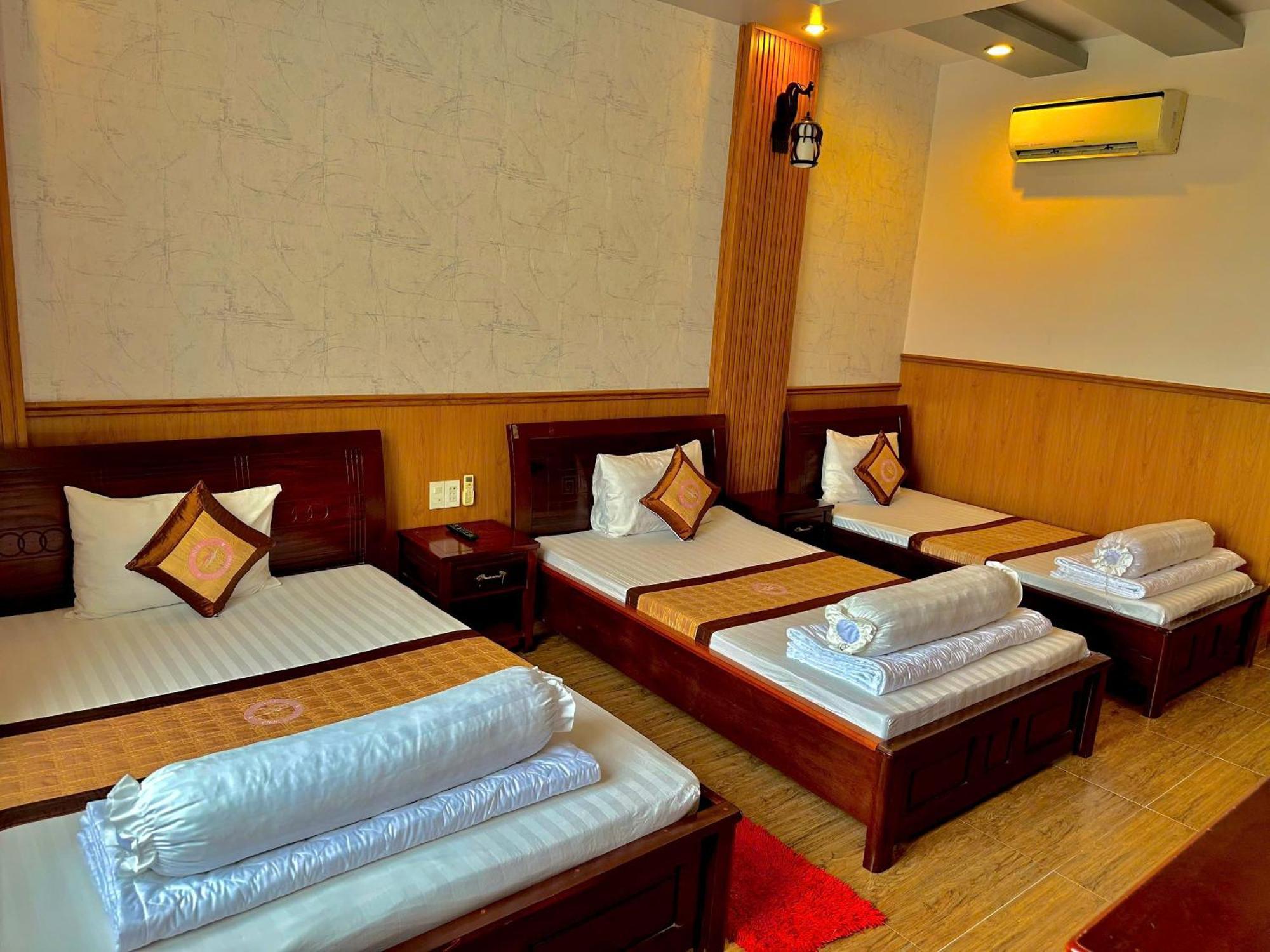 Phuc Hung 2 Hotel 락자 외부 사진