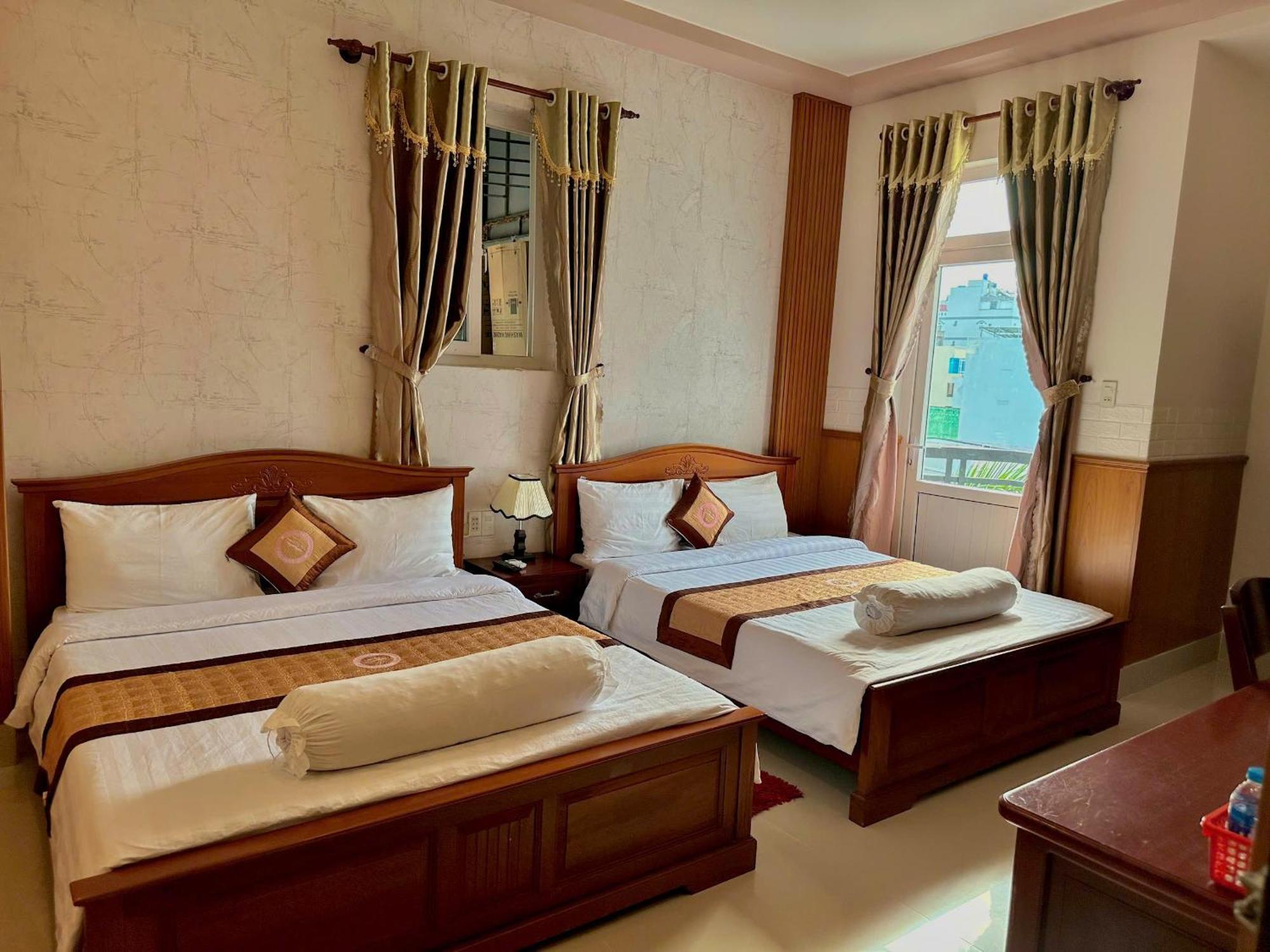 Phuc Hung 2 Hotel 락자 외부 사진