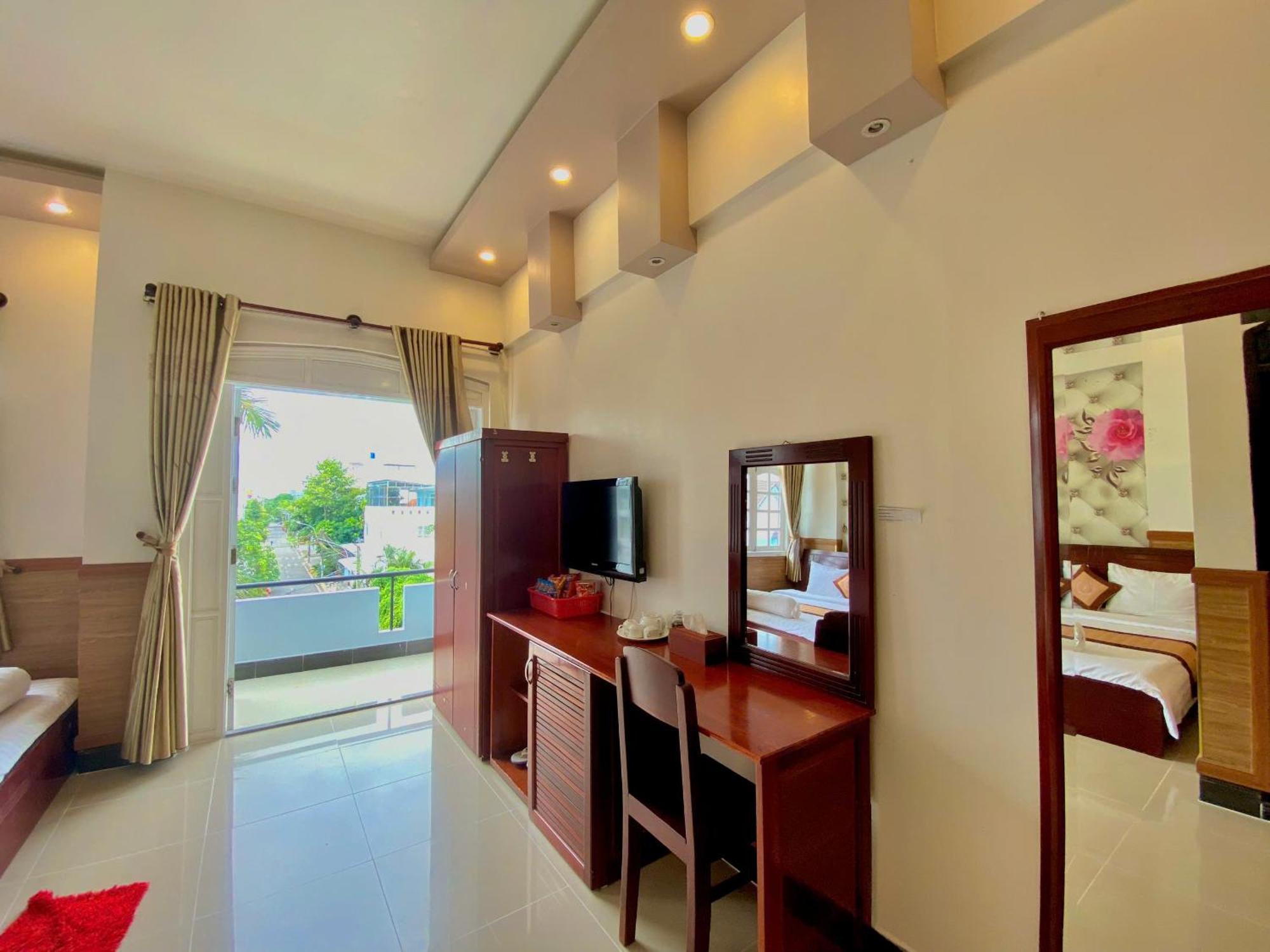 Phuc Hung 2 Hotel 락자 외부 사진